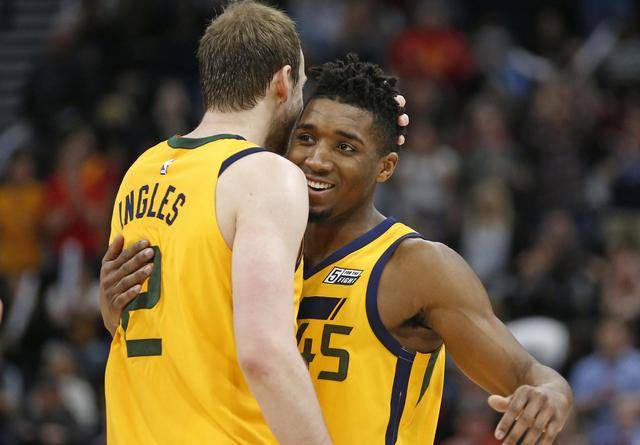 接受采访 接受采访